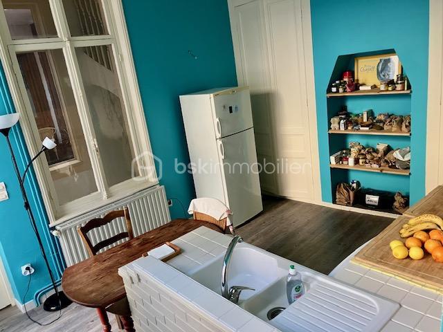 Maison - 185 m² - 8 pièces