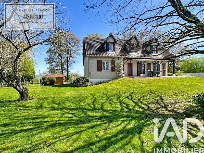 Maison - 159 m² - 7 pièces