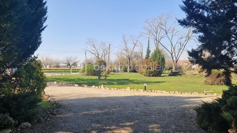 Maison traditionnelle - 138 m² - 6 pièces