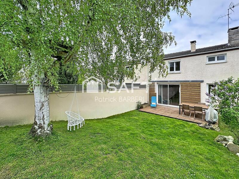 Maison - 96 m² - 5 pièces