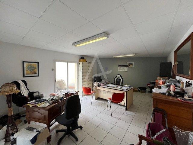 Local d'activités - 730 m²