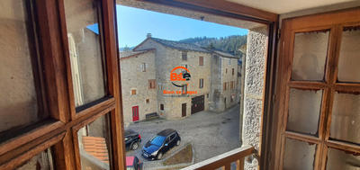 Maison - 46 m² - 4 pièces