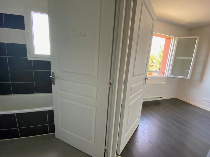 Villa - 80 m² - 4 pièces