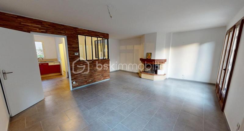 Maison - 105 m² - 4 pièces