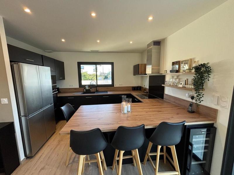 Maison traditionnelle - 130 m² - 6 pièces