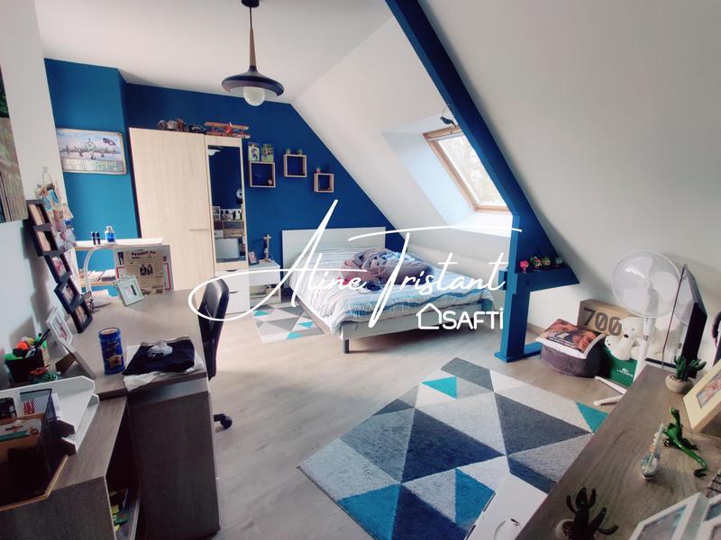 Maison - 170 m² - 8 pièces