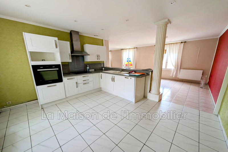 Appartement - 108 m² - 5 pièces