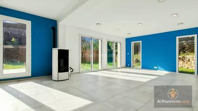 Maison - 140 m² - 6 pièces