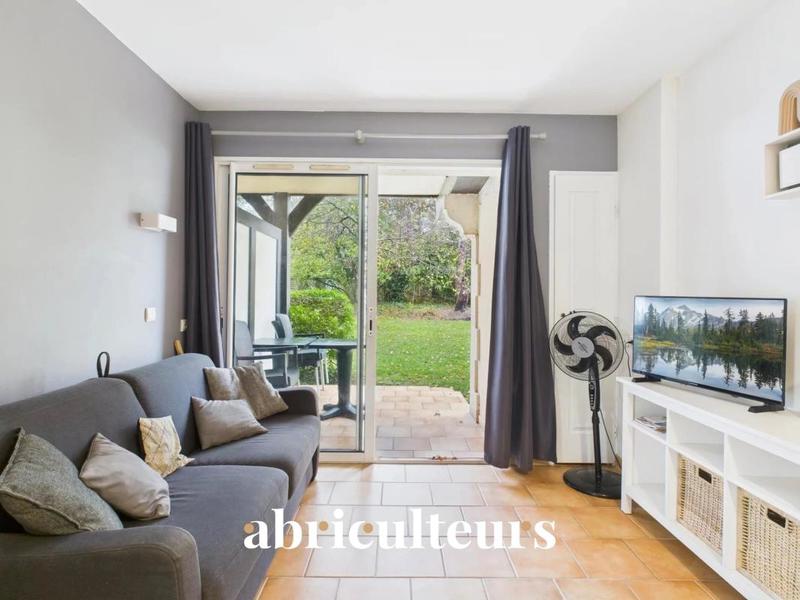 Appartement ancien - 28 m² - 1 pièce