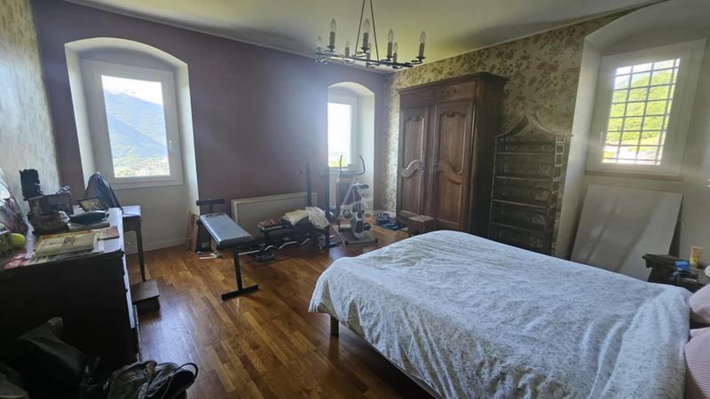 Appartement - 224 m² - 7 pièces