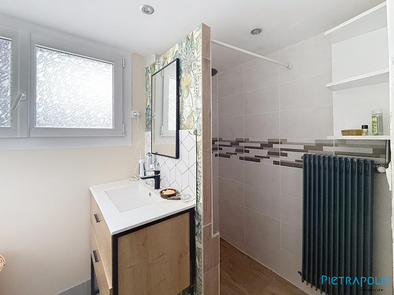 Maison ancienne - 357 m² - 5 pièces