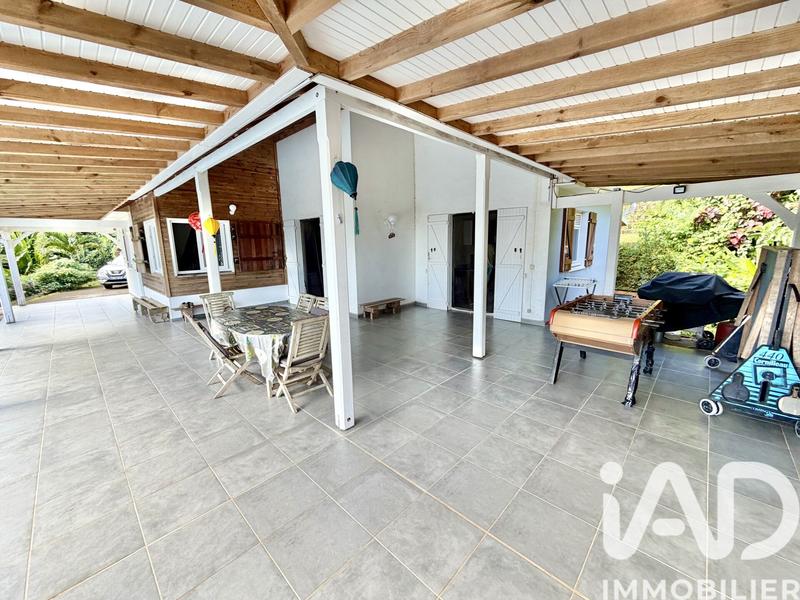 Maison - 95 m² - 5 pièces