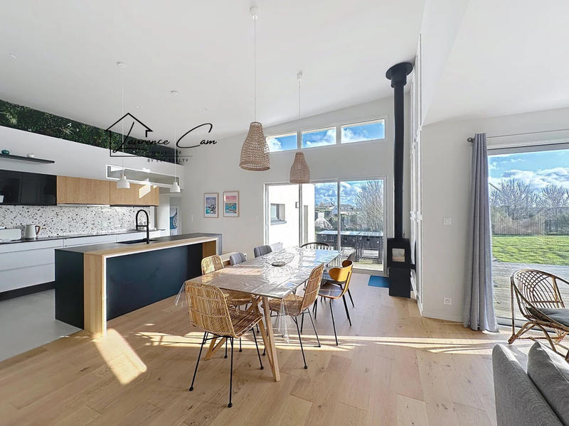 Maison contemporaine - 129 m² - 6 pièces