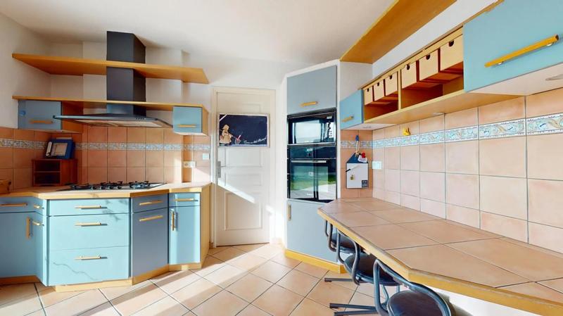 Maison - 182 m² - 7 pièces