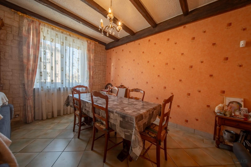 Maison - 100 m² - 4 pièces