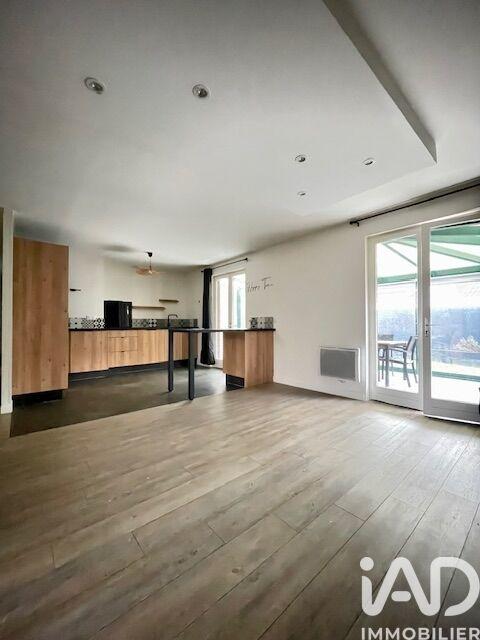 Maison de ville - 140 m² - 8 pièces