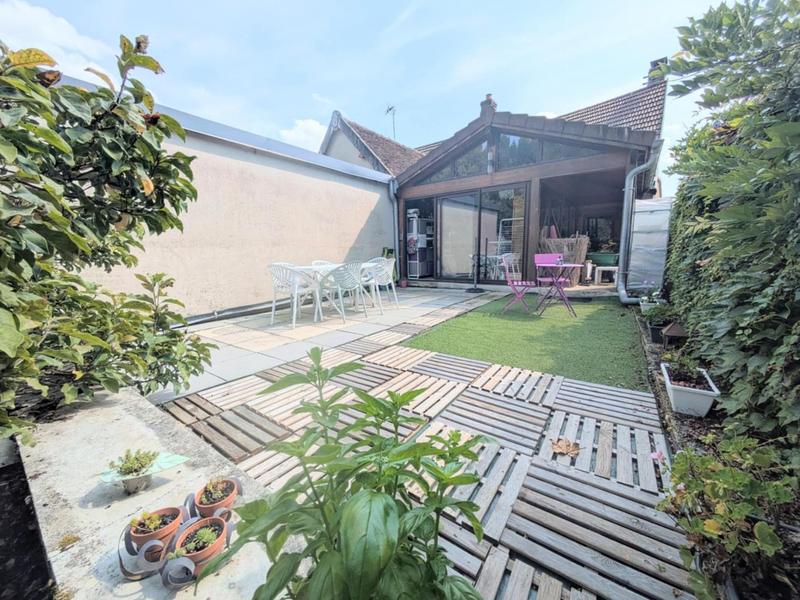 Maison - 88 m² - 3 pièces