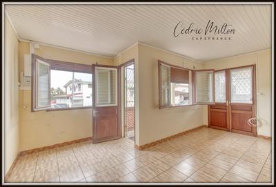 Maison - 138 m² - 8 pièces