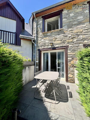 Appartement - 96 m² - 5 pièces