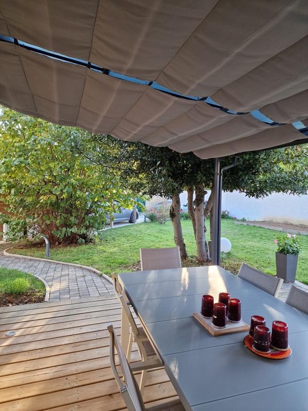 Maison - 95 m² - 5 pièces