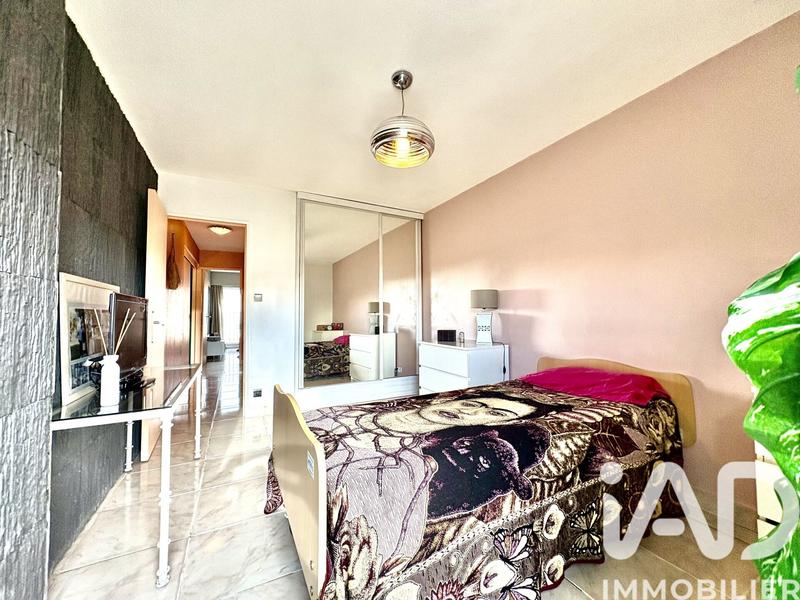 Appartement - 75 m² - 4 pièces