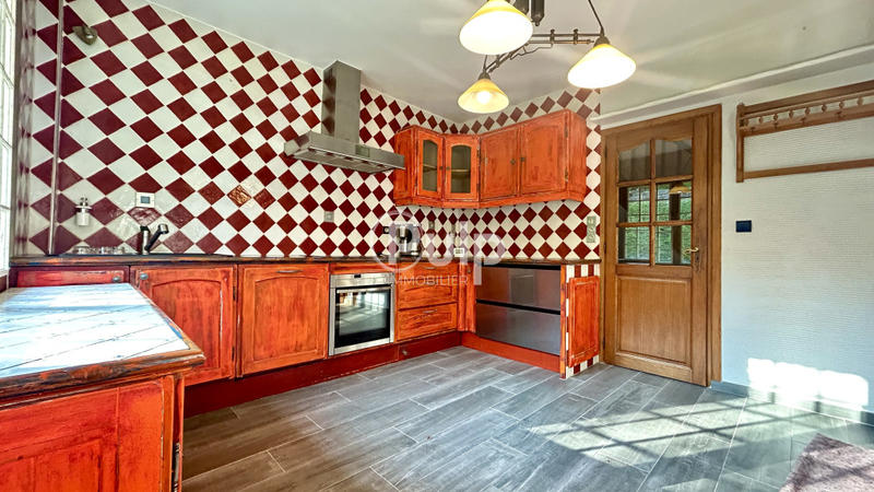 Pavillon - 178 m² - 8 pièces