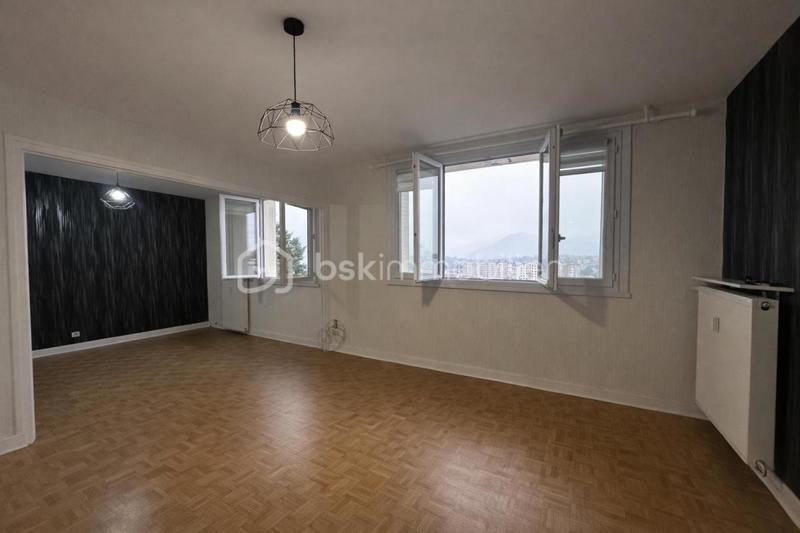Appartement - 89 m² - 4 pièces