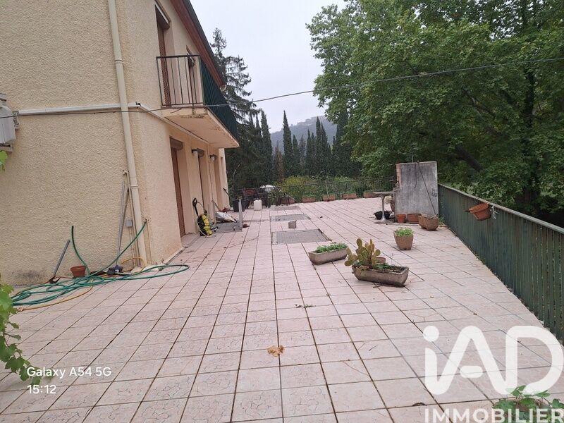 Maison - 164 m² - 8 pièces