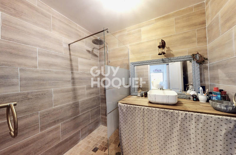 Maison - 90 m² - 3 pièces