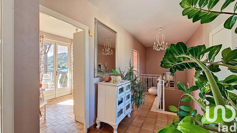 Maison - 154 m² - 8 pièces