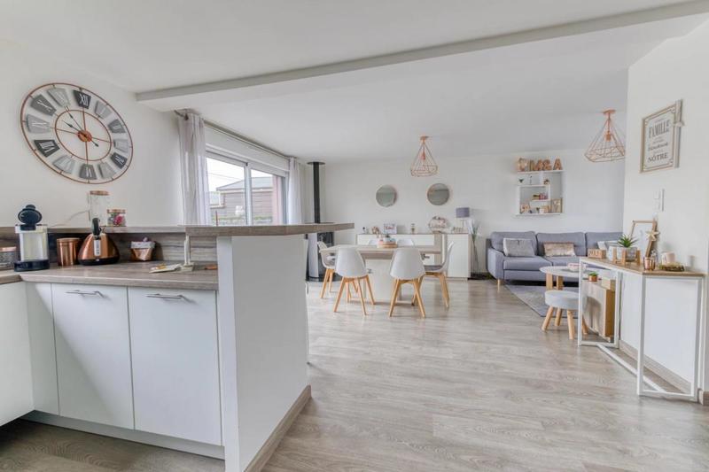 Maison - 84 m² - 5 pièces