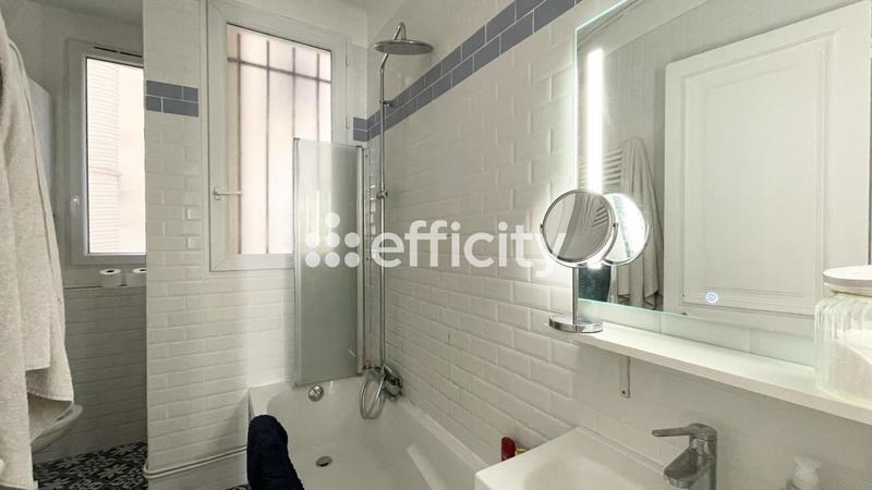 Appartement - 82 m² - 4 pièces