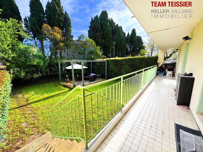 Appartement - 105 m² - 4 pièces