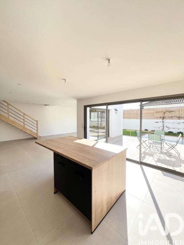 Maison - 158 m² - 6 pièces