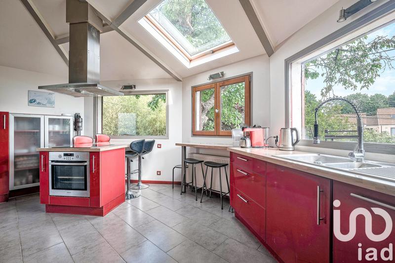 Maison - 142 m² - 8 pièces