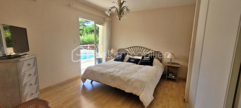 Villa - 185 m² - 7 pièces