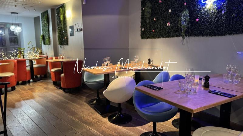 Local commercial - 90 m² - 2 pièces