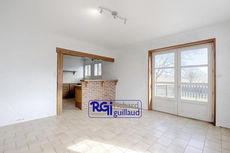 Maison - 200 m² - 7 pièces