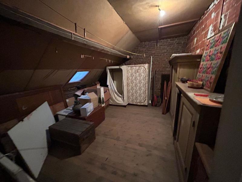 Maison - 214 m² - 7 pièces