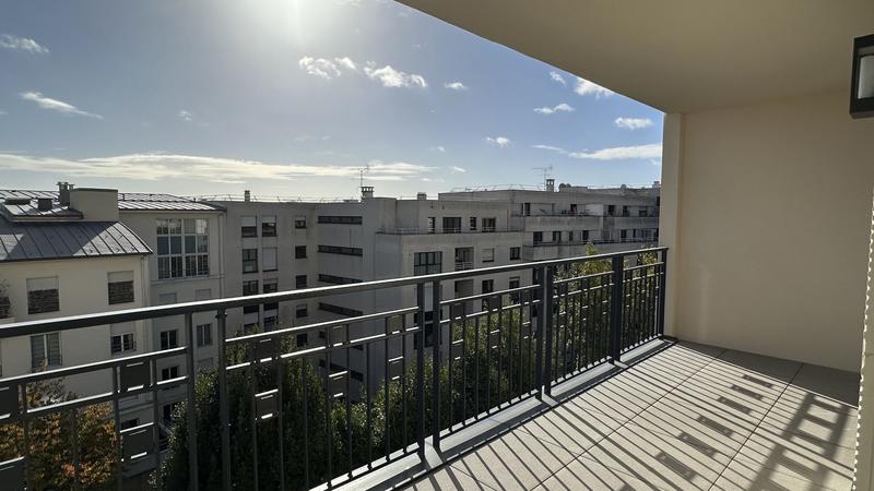 Appartement - 90 m² - 4 pièces