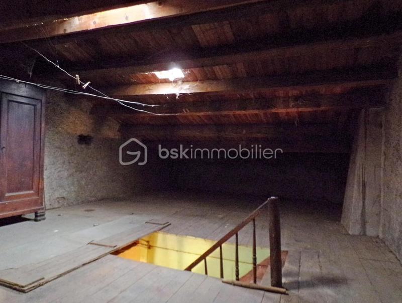 Maison de village - 84 m² - 4 pièces