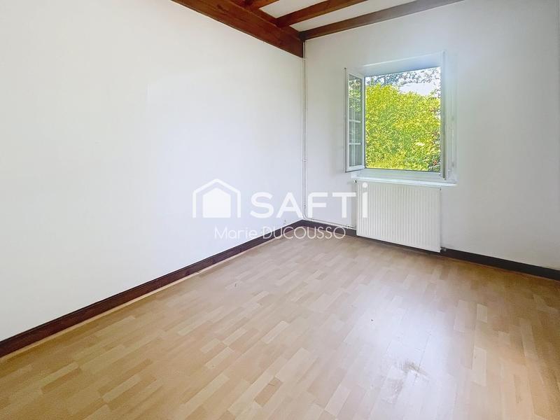 Maison - 214 m² - 7 pièces