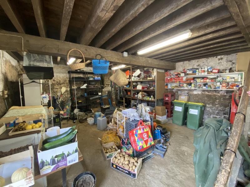 Maison - 450 m² - 12 pièces