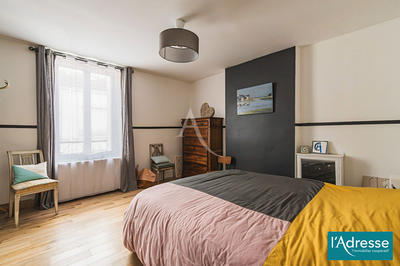 Maison - 122 m² - 6 pièces