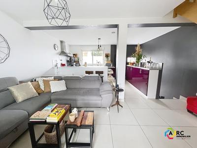 Maison - 73 m² - 3 pièces