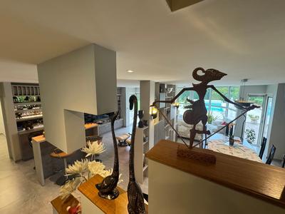 Maison d'architecte - 6 pièces