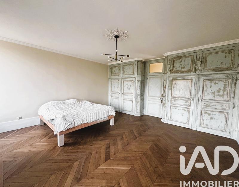 Maison - 351 m² - 10 pièces