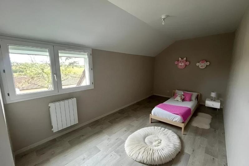 Maison - 93 m² - 4 pièces