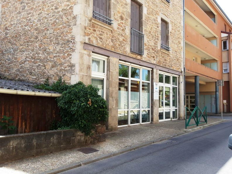 Bureau - 98 m² - 4 pièces