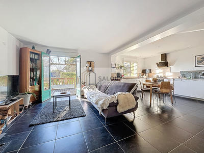 Maison - 91 m² - 4 pièces